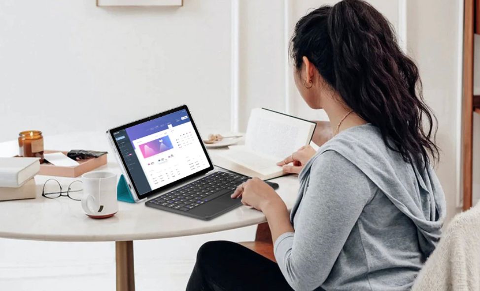 Blackview Universal Wireless Keyboard